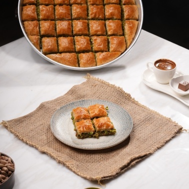 Özel Kare Baklava